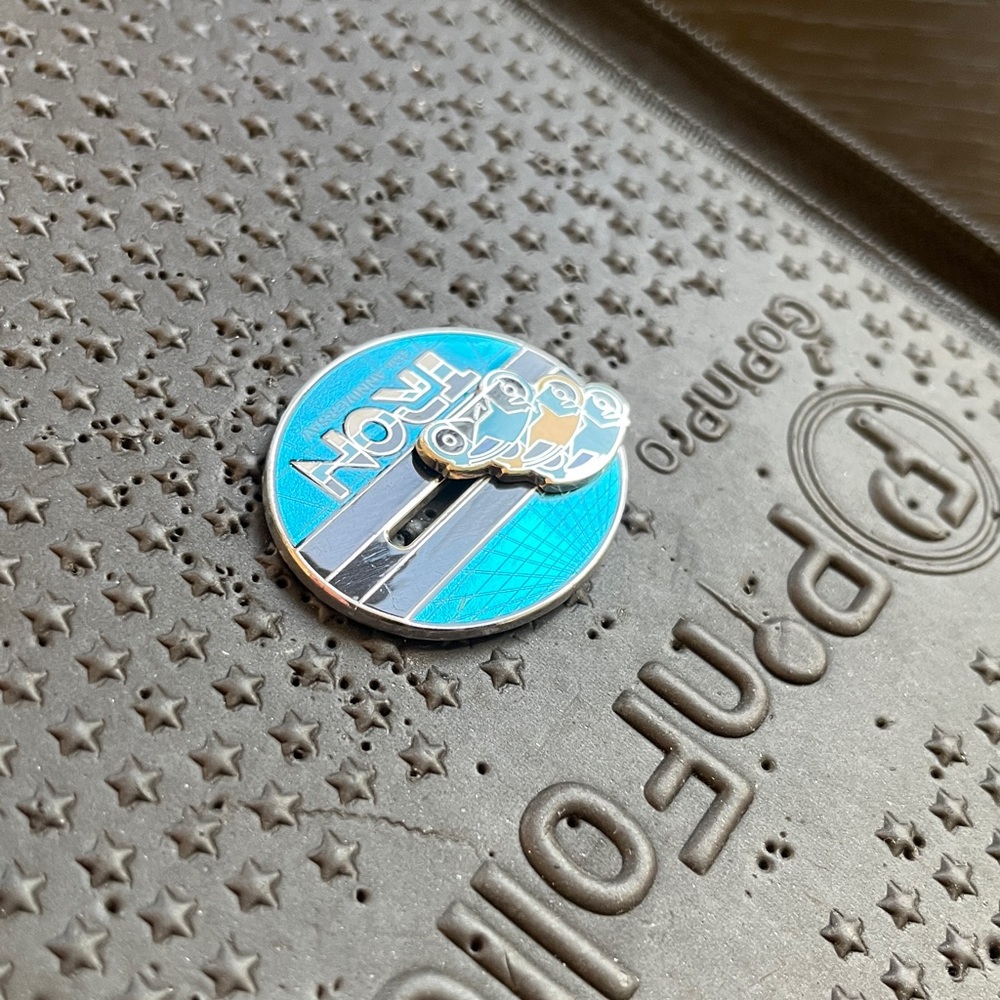 Disney Cast Member Exclusive Tron 35th Anniv. Lightcycle Slider Pin,LE500 (T-21) - Picture 4 of 8